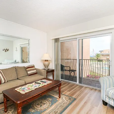 Creston House 4C Villa